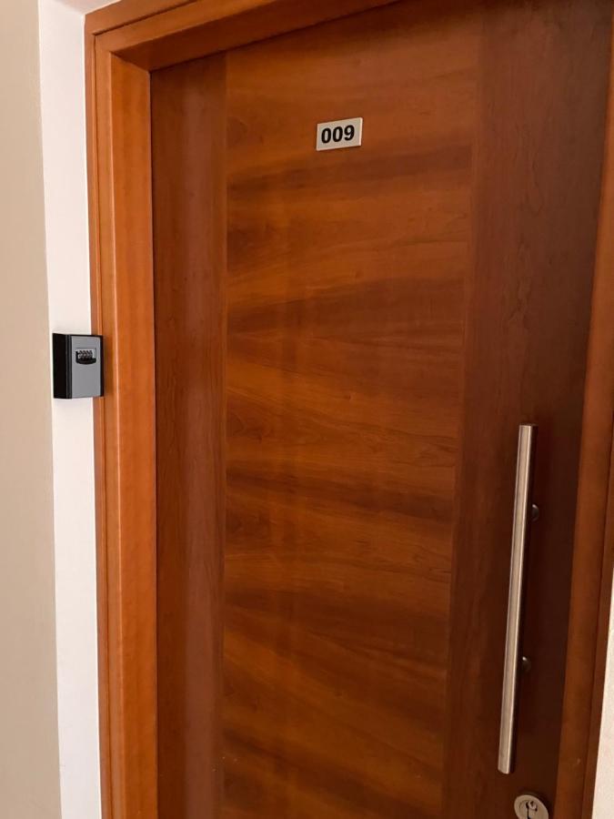 Kings Resort 1 Bedroom Apartment パ フォス エクステリア 写真